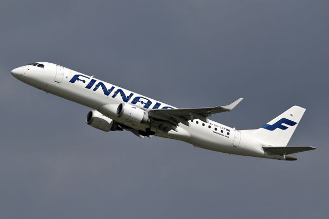 Embraer ERJ-190 (OH-LKP) - FIN934 on the way back to Helsinki