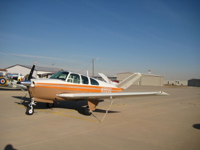 Beechcraft Bonanza (36) (N993Q)