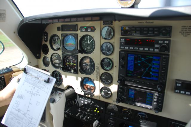 Beechcraft Bonanza (36) (N552CM)