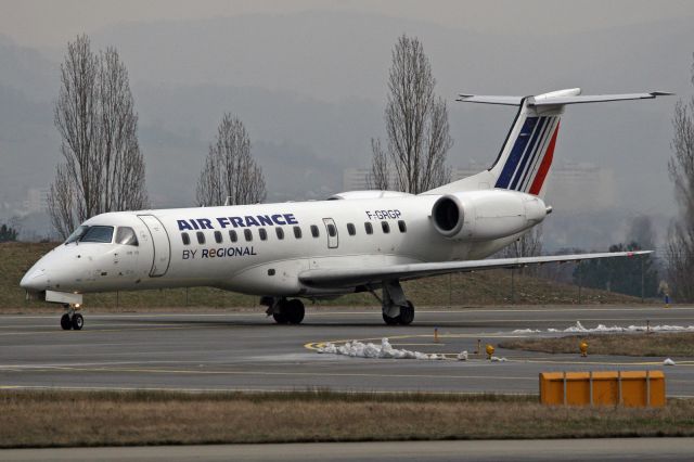 Embraer ERJ-135 (F-GRGP)