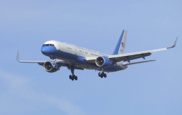 Boeing 737-700 (N80002) - Shown here is Air Force Two a moment until landing.  This Aircraft is used by the Vice-President of the United States and is a Boeing C-32, a variant of the Boeing 737. At this time Mr.Joe Biden is the VP on board with only three days remaining to fulfill his term of office. Photo taken in the Autumn of 2016.   