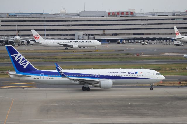 BOEING 767-300 (JA620A) - November 18th 2018:HND-TSA.