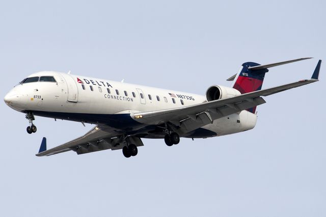 Canadair Regional Jet CRJ-200 (N8733G)