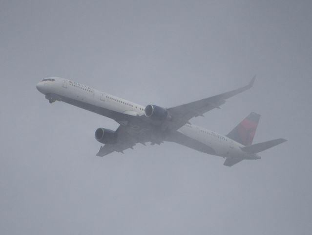 BOEING 757-300 (N596NW) - Gear coming down as it prepares to land at SeaTac, while flying over Boeing Field, Seattle, Washington.