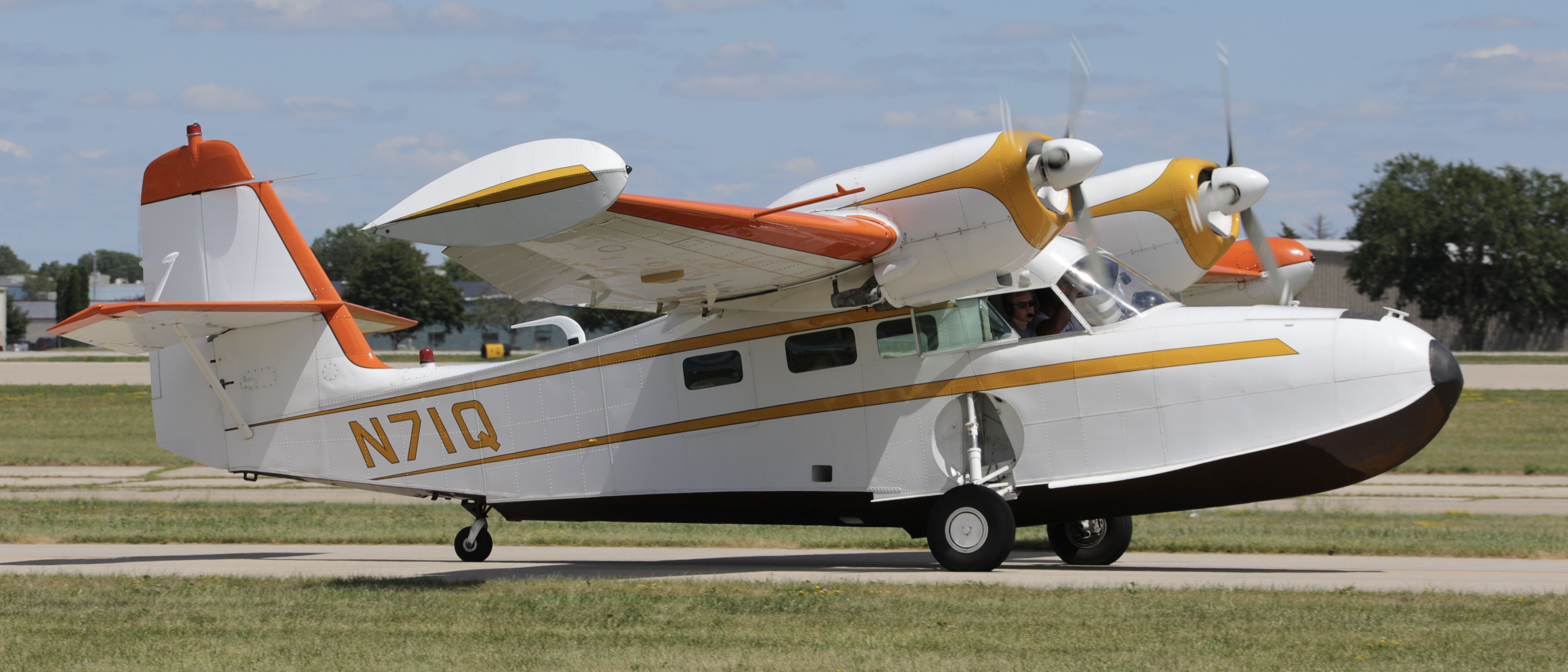 N71Q — - On flightline Featuring Matthew Guthmiller giving me the side-eye in the copilot's seat