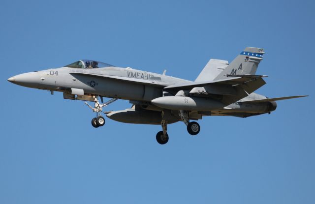 McDonnell Douglas FA-18 Hornet (16-3773)