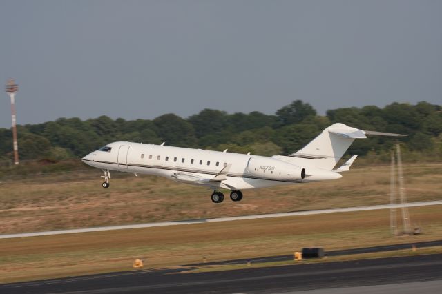 Bombardier Global 5000 (N376G)