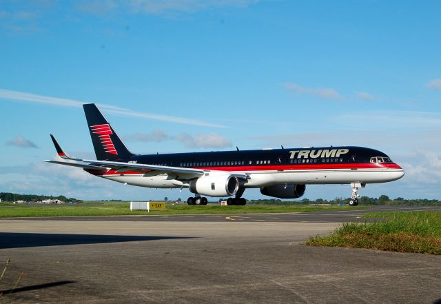 Boeing 757-200 (N757AF)