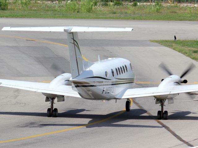 Beechcraft Super King Air 200 (F-HBRU)