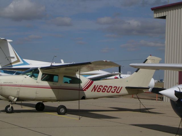 Cessna Centurion (N6603U)