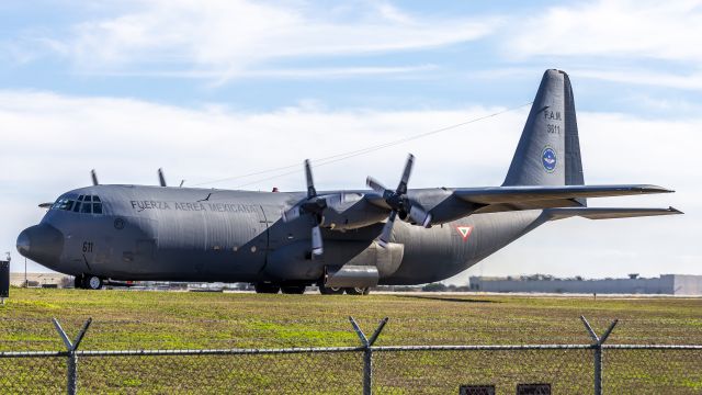 N3611 — - Mexican Military. Surprised me as it taxied over the horizon. 