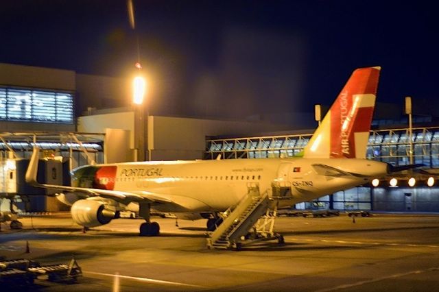 Airbus A320 (CS-TNQ) - At midnight...