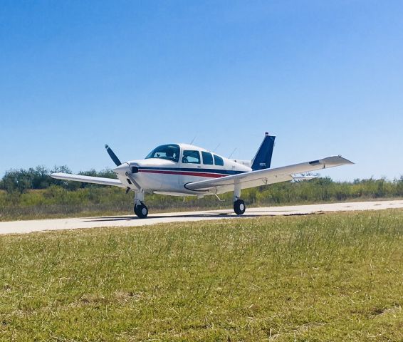 Beechcraft Sundowner (N2077C)