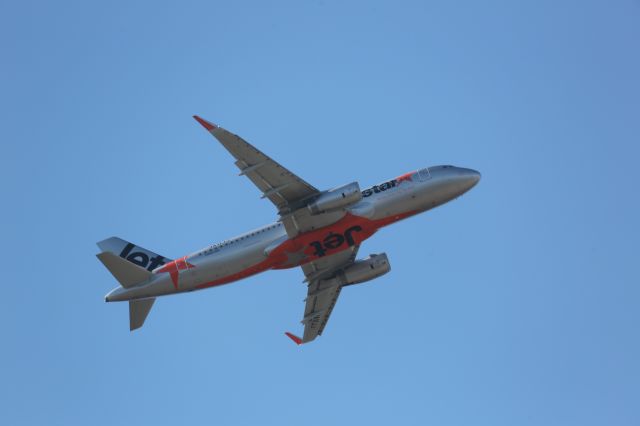 Airbus A320 (JA11JJ)