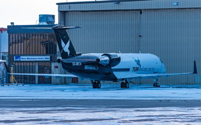 Canadair Regional Jet CRJ-200 (XA-MCN)