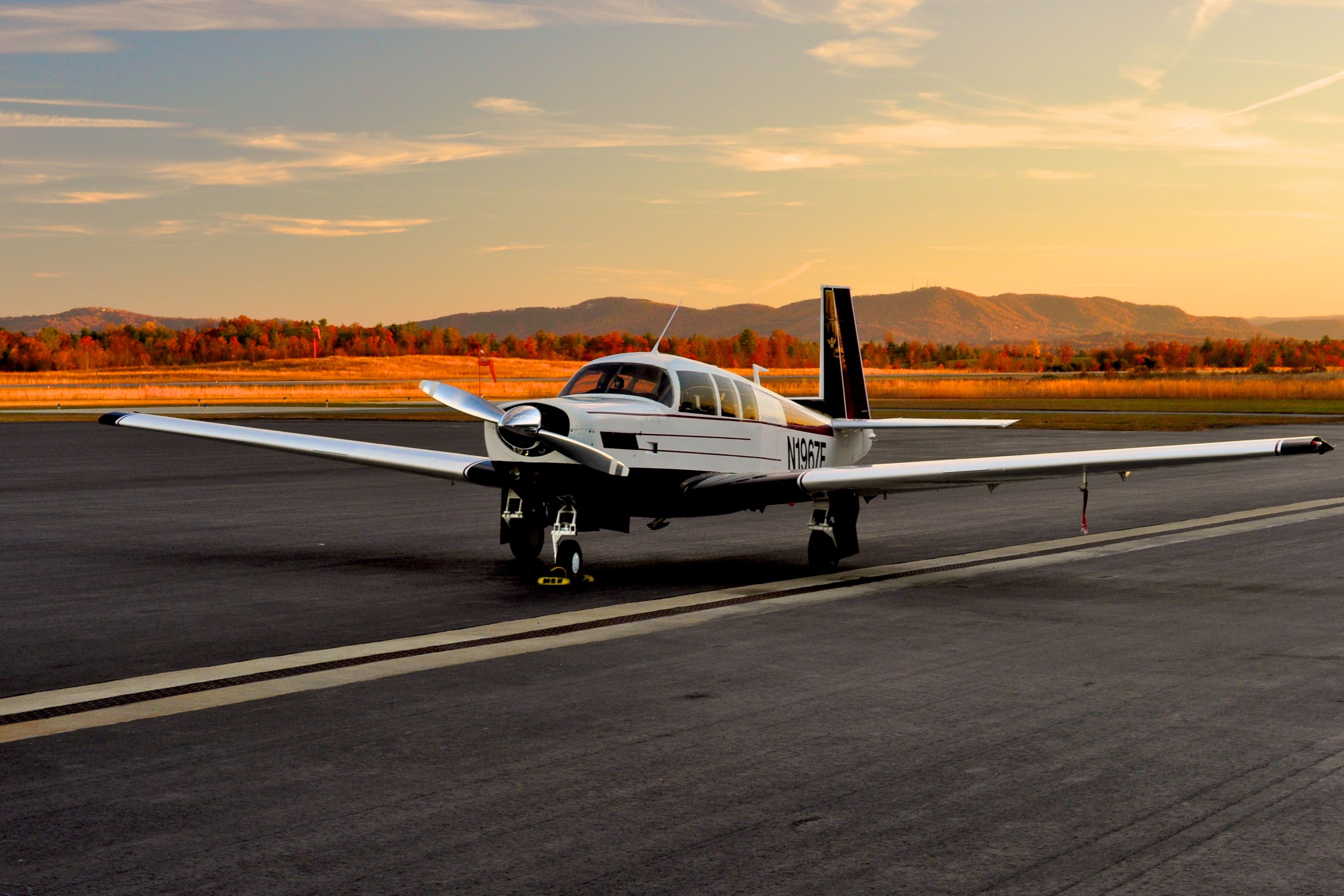 Mooney M-20 (N1967F) - Mooney M20 parked on the ramp at Foothills Regional Airport (MRN).