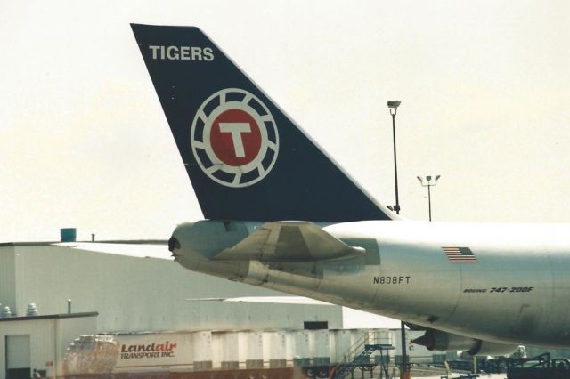 Boeing 747-200 (N808FT)