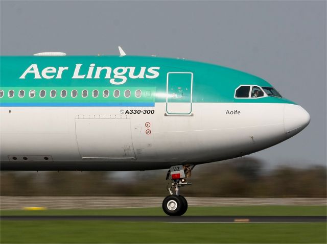 Airbus A330-300 (EI-DUZ) - The "Shamrock 121" departing Dublin for Orlando, Florida