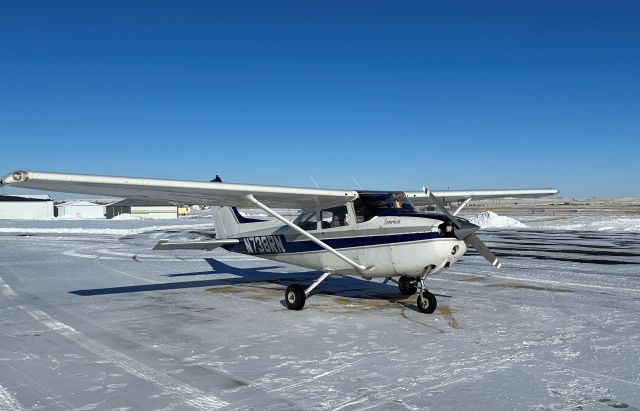 Cessna Skyhawk (N738RN)