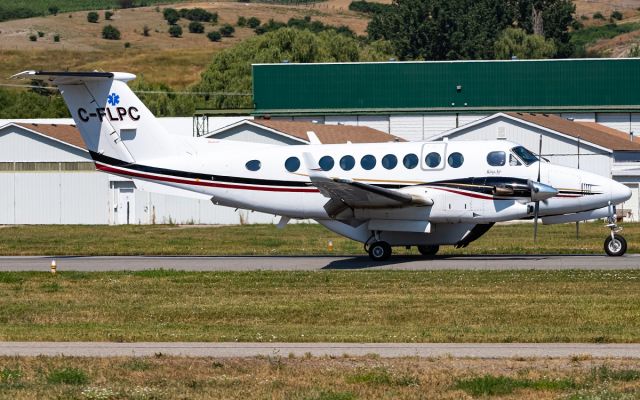 Beechcraft Super King Air 350 (C-FLPC)