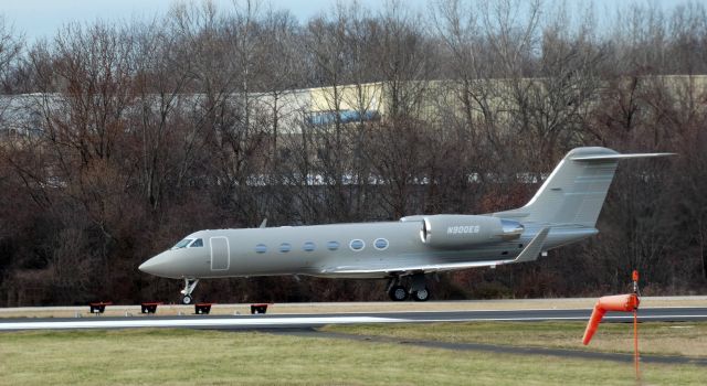 Gulfstream Aerospace Gulfstream IV (N900EG) - Shown taxiing is this 1989 Gulfstream IV in the Winter of 2020.