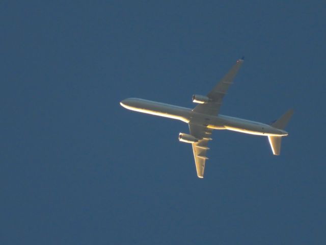 BOEING 757-300 (N77865) - UAL1101br /08/28/21