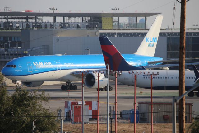 Boeing 777-200 (PH-BQF)