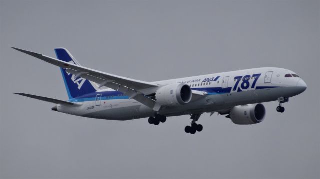 Boeing 787-8 (JA822A) - JA822A approaching KSJC, Feb 27,2015