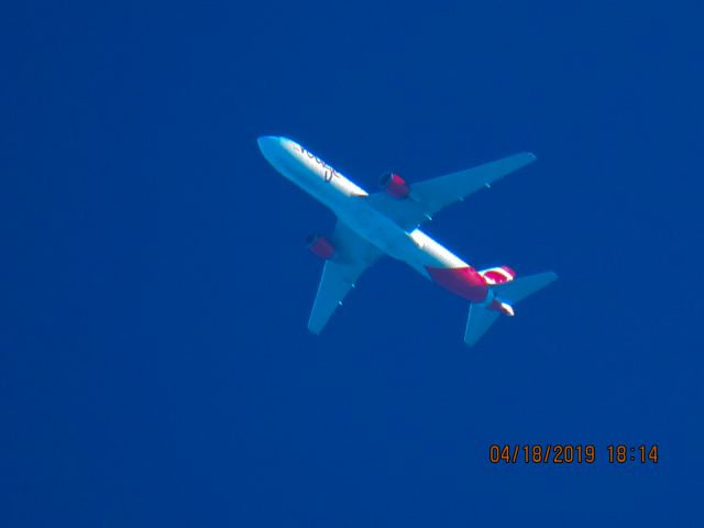 BOEING 767-300 (C-GEOU)