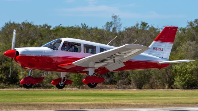 Piper Cherokee (VH-HKA)