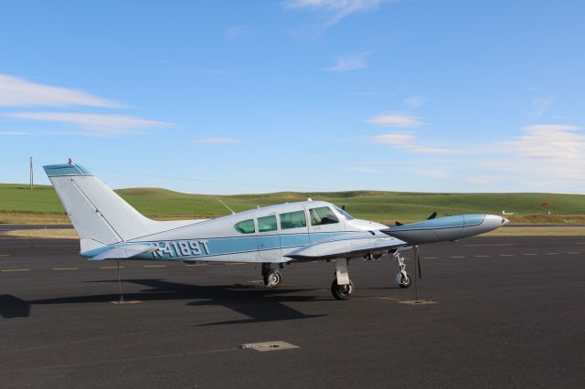 Cessna Executive Skyknight (N4189T)