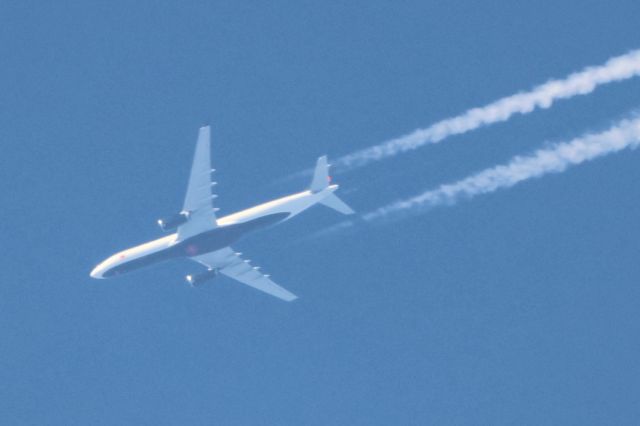 Airbus A330-300 (C-GHKC) - C-GHKC Airbus A-330-343-X Air Canada AC811 De LISBON LIS. Vers  TORONTO YYZ  Altitude 11582 Mètres Vitesse 872 Km/H Survolant la ville de Lavaltrie QC.  Le 05-09-2024 à 14:32.