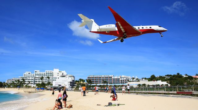 Gulfstream Aerospace Gulfstream G650 (M-ABJL)