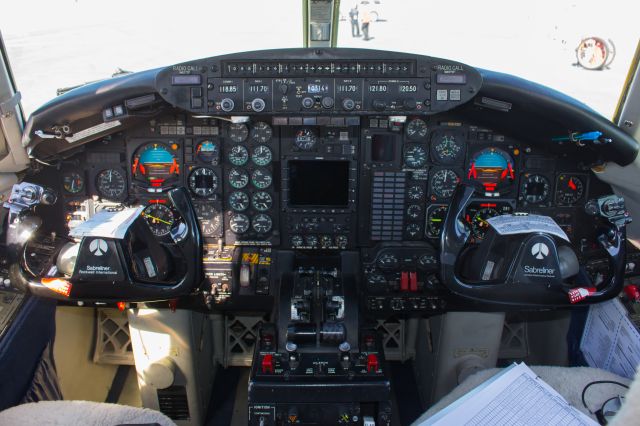 North American Sabreliner (N607CF)