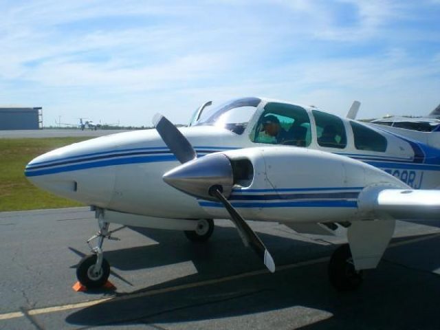 Beechcraft 55 Baron (N769RJ) - Beechcraft Baron