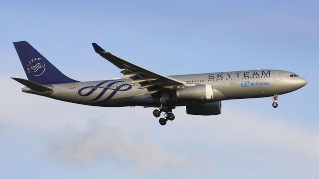 Airbus A330-200 — - Sky Team colors