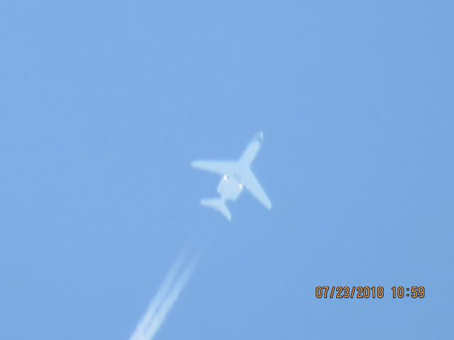 Bombardier Challenger 300 (N945AC)