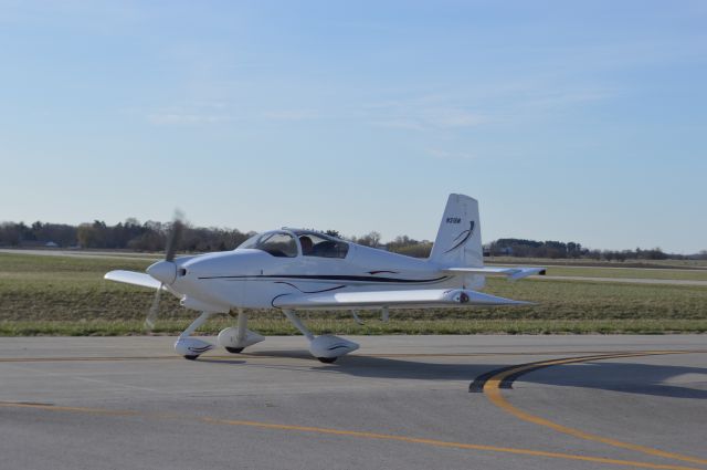 Vans RV-6 (N316M) - Vans RV9A according to the FAA registry, s/n 91035, manufactured in 2009.Taken April 9, 2016 with Nikon D3200.  