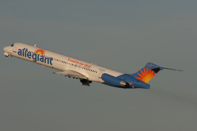 McDonnell Douglas MD-83 — - Departing Appleton, WI for Las Vegas.   Gear coming up.