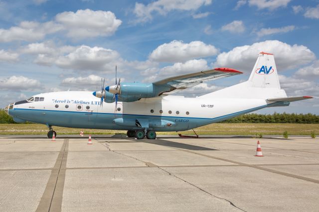 Antonov An-12 (UR-CBF)
