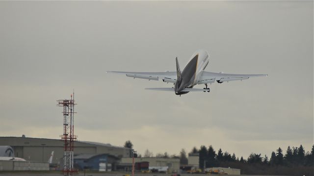 BOEING 767-300 (N349UP) - BOE280 climbs after takeoff from runway 16R on 3/28/12.