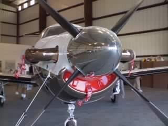 N78WC — - The front of the plane at Kwjf