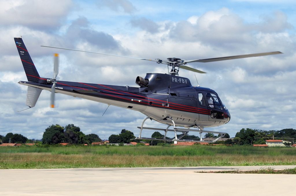 Eurocopter AS-350 AStar (PR-FBV)