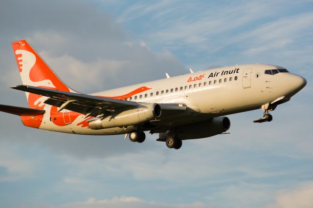 Boeing 737-200 (C-GAIG)