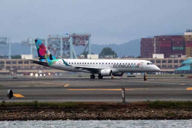 Embraer ERJ-190 (VQ-BLZ)