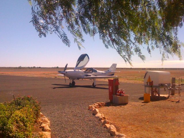 Lancair Legacy 2000 (VH-XTZ)