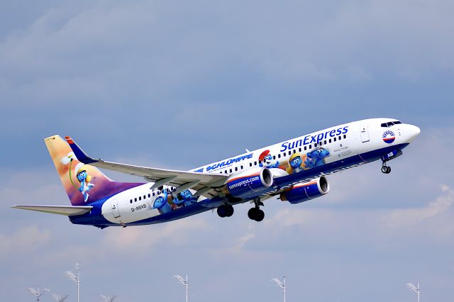 Boeing 737-800 (D-ASXB)