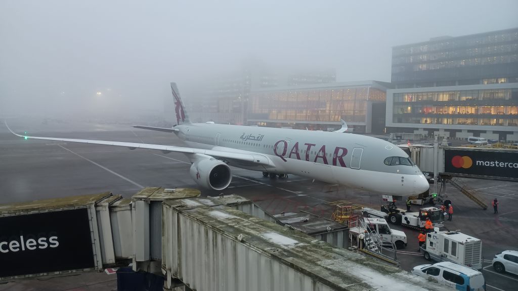 Airbus A350-900 (A7-ALX)