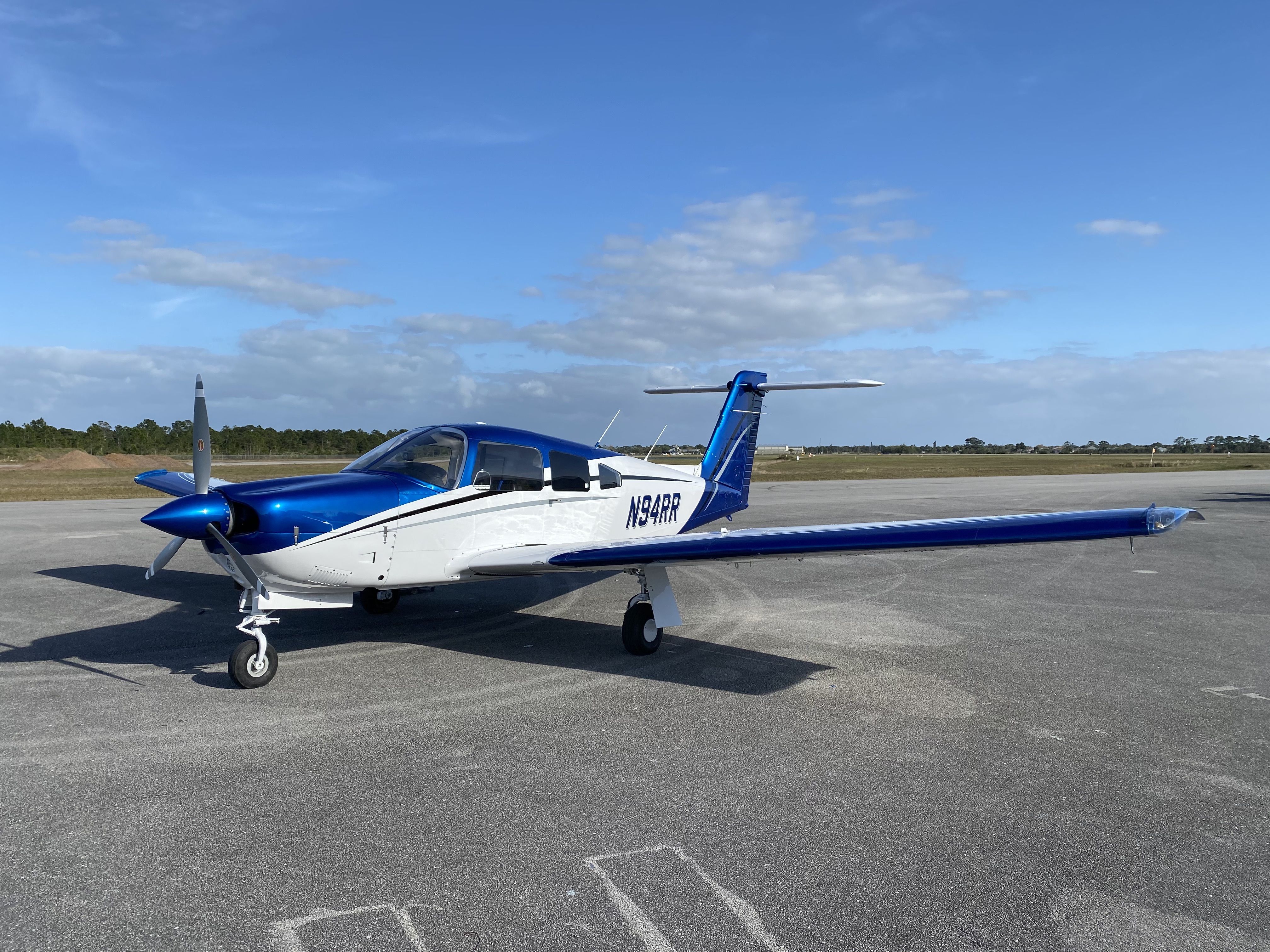 Piper Cherokee (N94RR)