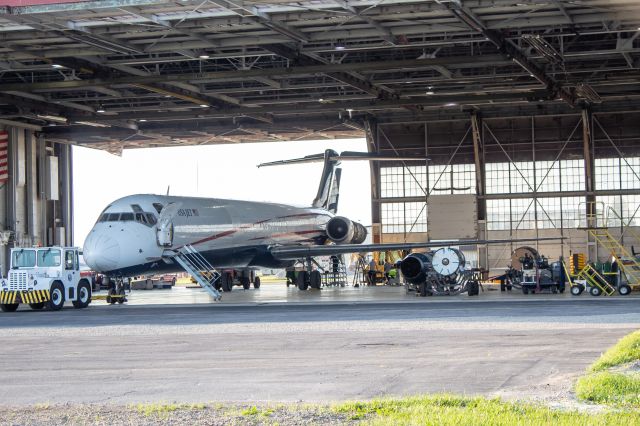 McDonnell Douglas MD-83 (N831US) - N831US resting in the hanger and  receiving a new engine.